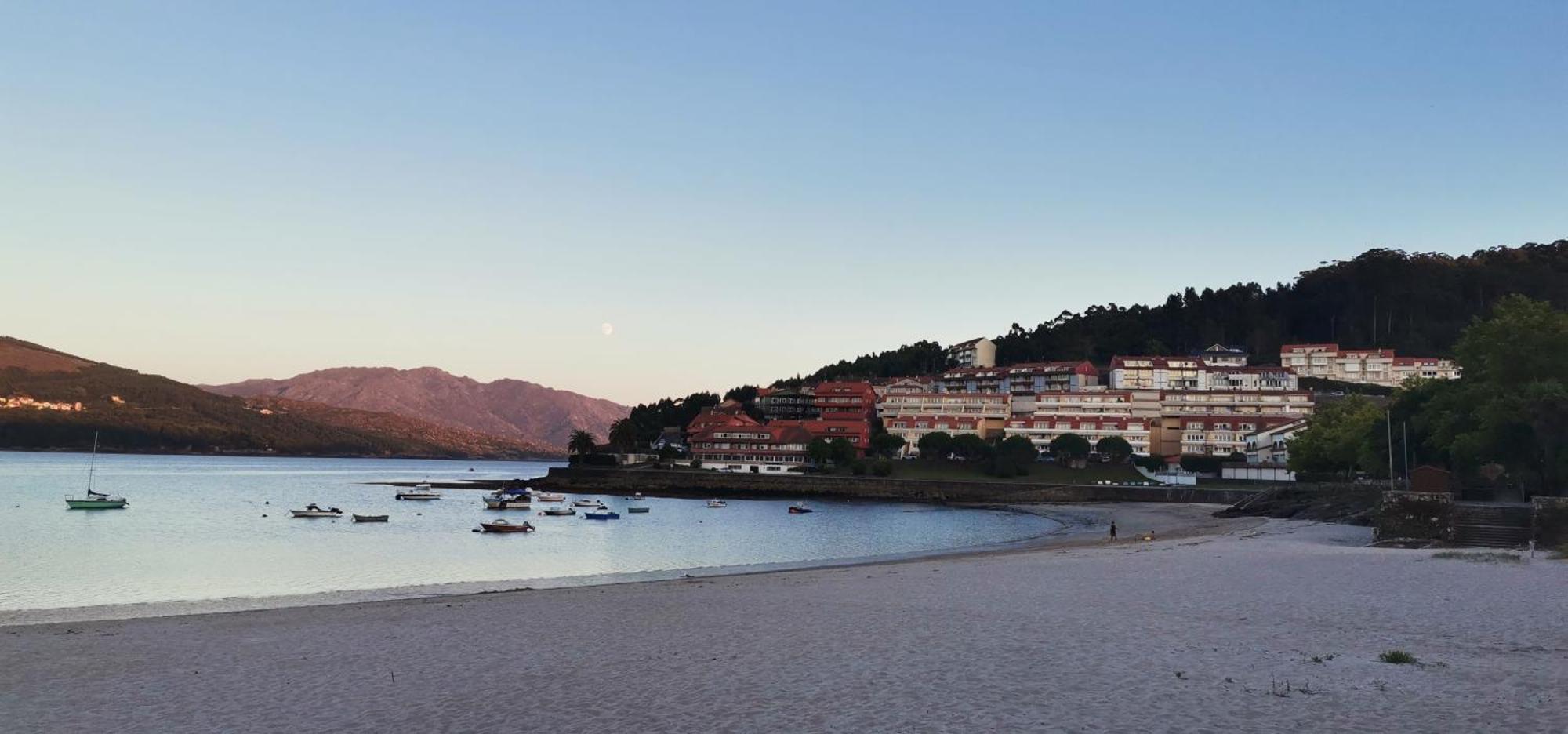 Apartamento A Estrenar Con Vistas Naroa กอร์คูบิญอน ภายนอก รูปภาพ
